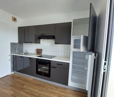 Location Appartement 3 pièces 64m² - Photo 4