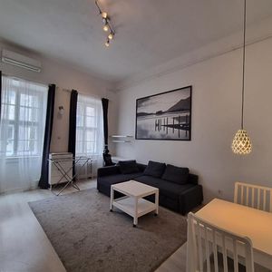 Kiadó jó állapotú lakás - Budapest VII. kerület - Photo 3