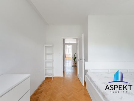 Pronájem bytu 2+1 71 m2 - Fotografie 4