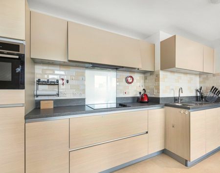 1 Bed Flat, Keir Hardie, E16 - Photo 5