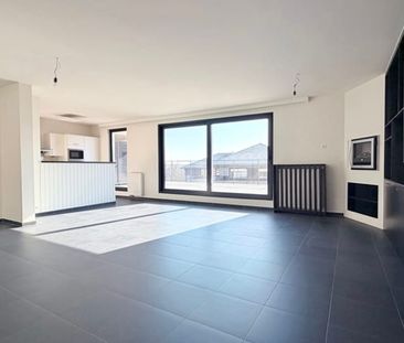 Appartement te huur - Photo 1