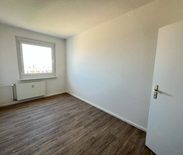 Deine neue Wohnung sogar mit EBK! - Foto 3