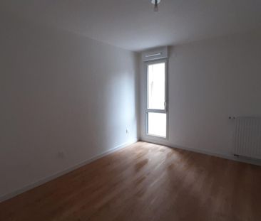 location Appartement T2 DE 42.1m² À NANTES - Photo 1