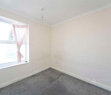 Fareham Way, Houghton Regis, Dunstable, Bedfordshire, LU5 - Photo 6