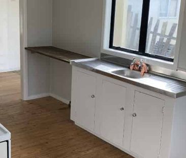 House on the hill - Photo 2