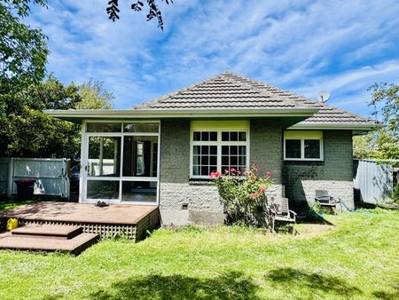 12 Lothian Street, Ilam - Photo 5