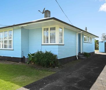 Spacious & Renovated 2-Bedroom Home in Fairfield - Photo 1