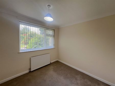 Fall View, Silkstone, S75 4LG - Photo 3