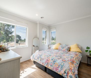 Stylish & Low-Maintenance Living at 15 Paddock Circuit - Photo 2