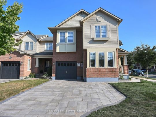 For Lease - 1 McCandless Court, Milton, Ontario - Photo 1