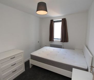 Waterloo Apartments, Leeds City Centre, LS10 1JA - Photo 4