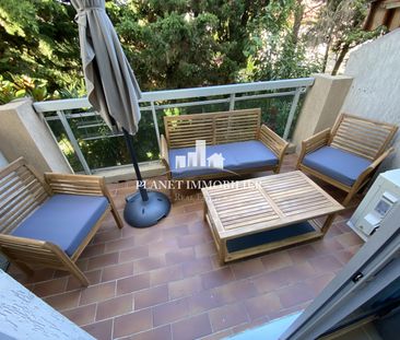 LOCATION GOLFE JUAN STUDIO MEUBLE A L'ANNEE AVEC PARKING - Photo 1