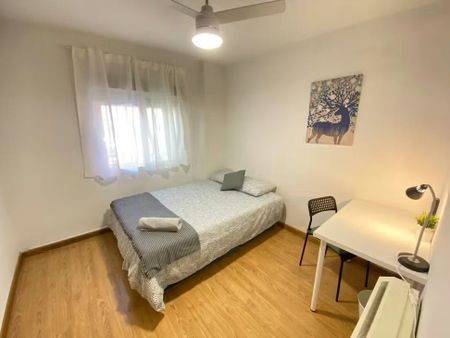 Calle Manuel Pavía, Madrid, Community of Madrid 28031 - Photo 5