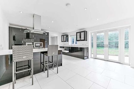 Privet Mews, Coulsdon, CR8 - Photo 3