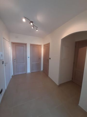 Appartement te huur - Foto 2