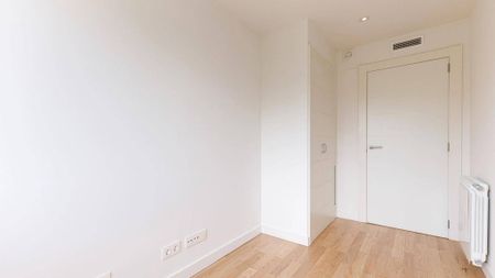 Luxury 5 room Detached House for rent in Sabadell, Catalonia - Photo 5