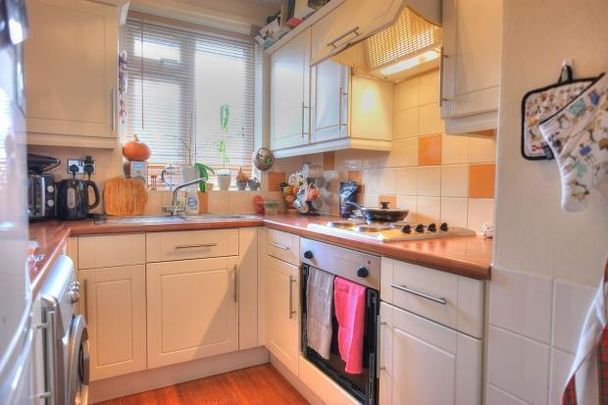 Wilberforce Road - Photo 1