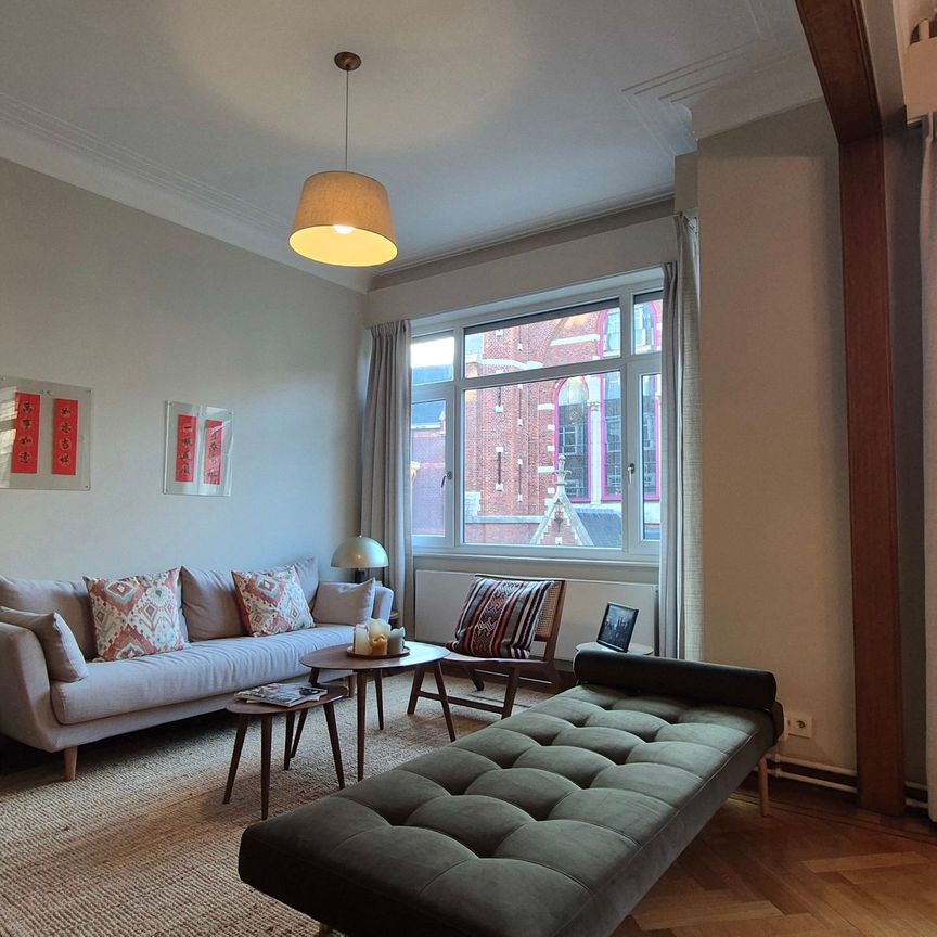 Lichtrijk en ruim appartement op toplocatie. - Photo 1