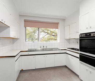 Huge 1st floor apartment | FLARE REAL ESTATE - Photo 3