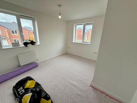 2 bedroom semi-detached house to rent - Photo 3