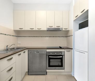 Fully Furnished - all it needs is you - Photo 3