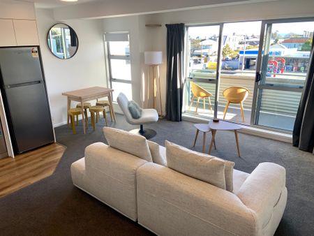 City Centre, 3 bedrooms - Photo 2