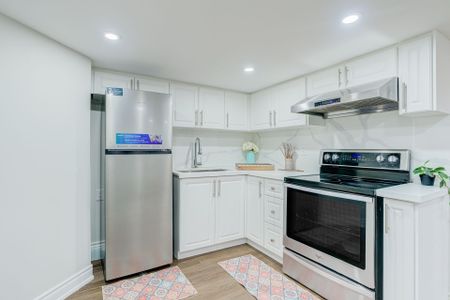 For Lease - 54 Greybeaver Trail Unit# Bsmt, Toronto, Ontario - Photo 2