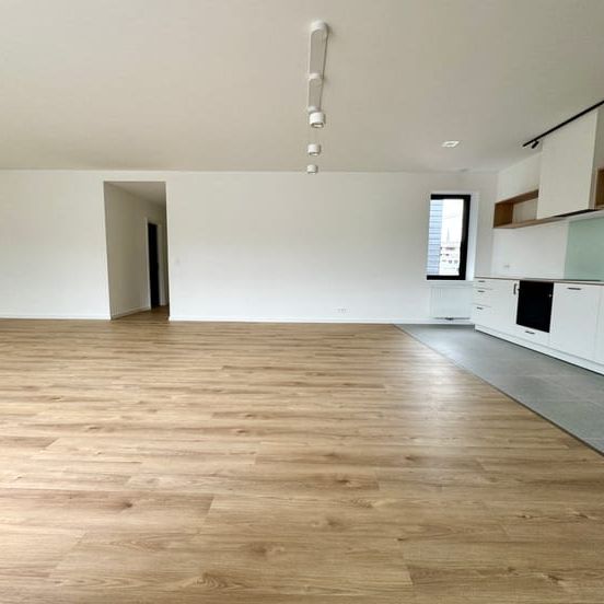 Appartement te huur - Photo 1