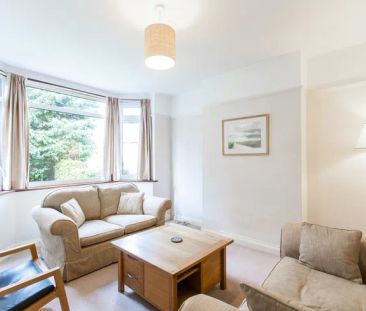 Brookfield Crescent, Headington - Photo 4