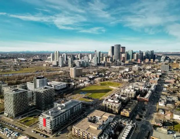 Luxury 2 Bedroom Condo | 1.5 Bath | Bridgeland | $2,750/month | Available | 512 - 88 - 9 Street Northeast, Calgary - Photo 1