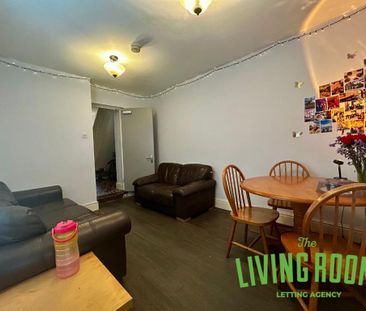 5 bedroom house to rent - Photo 2