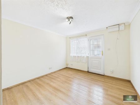 1 bedroom maisonette to rent - Photo 4