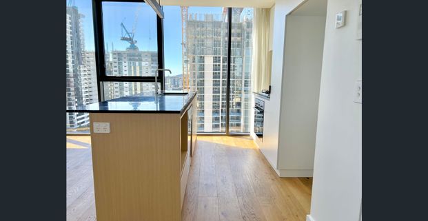 2 BED APARTMENT ON LEVEL 19 WITH CITY/RIVER VIEW - Photo 1