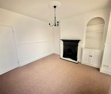 2 bedroom House To Let - Photo 2