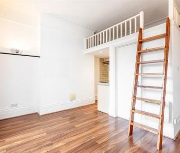 Studio to rent - Photo 2