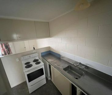 4/10 Eason Street, Victoria - Photo 4