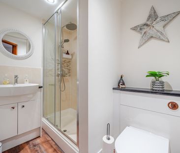 1 bedroom detached bungalow to rent - Photo 1