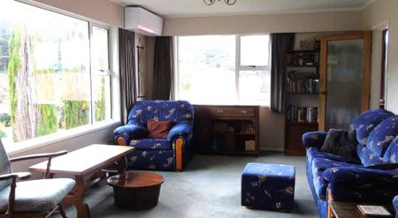 Khouri Avenue, Karori - Photo 2