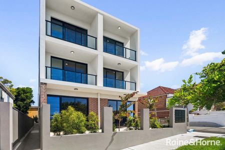 Modern Spacious Studio Apartment - Moments to UNSW and Anzac Parade - Photo 3