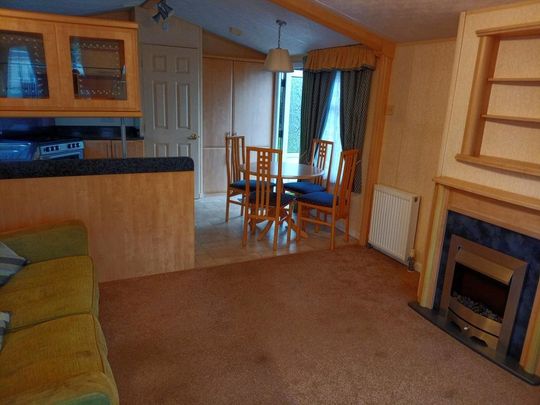 2 bedroom parking to rent - Photo 1