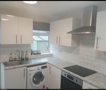 Room in a Shared House, Cordwell Road, SE13 - Photo 4