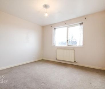 2 bedroom townhouse to rent - Photo 3