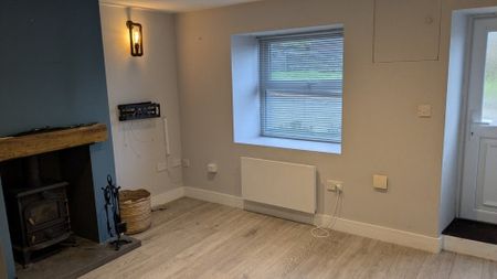 Portway, Ferryside, Carmarthenshire. - Photo 4