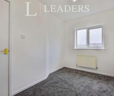 Rolls Crescent, Manchester, M15 - Photo 1