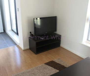 1 bedroom in a flat share to rent - Photo 1
