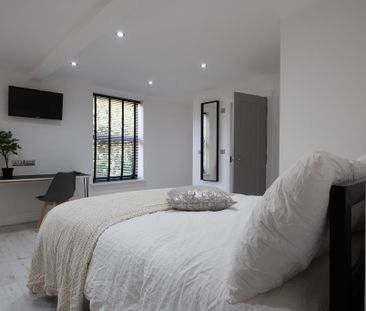 6 bedroom terraced house to rent - Photo 4