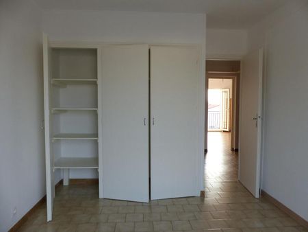Location Appartement 4 pièces 96m² PERPIGNAN 66100 - Photo 4