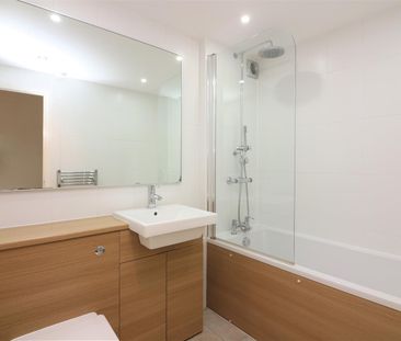 Telegraph Place, London, E14 9XE - Photo 3