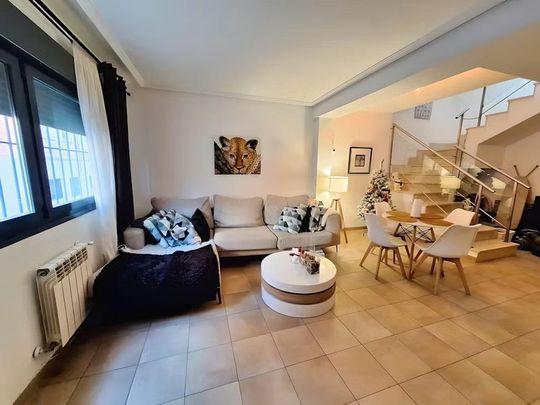 Calle de los Geranios, Madrid, Community of Madrid 28029 - Photo 1