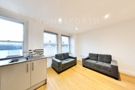 2 Bedroom Flat - Photo 3